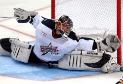 王仕鹏篮球个人资料，篮球王仕鹏简介